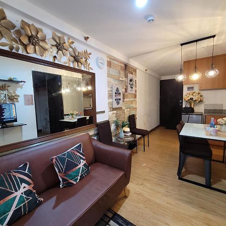 Arezzo Davao Near Sm Lanang & Airport Appartement Buitenkant foto
