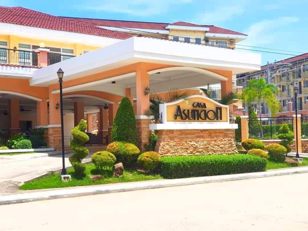 Arezzo Davao Near Sm Lanang & Airport Appartement Buitenkant foto